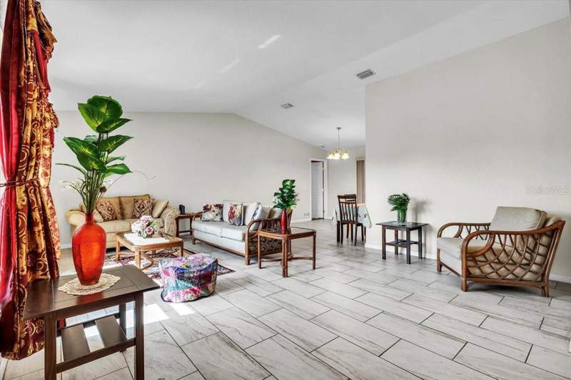 3 bedroom Single Family Residence at 1726 Blue Lake Circle, Punta Gorda Isles Sec 23, Punta Gorda — photo 4