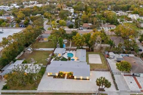 2069 Bougainvillea Street, home for sale in Sarasota 34239