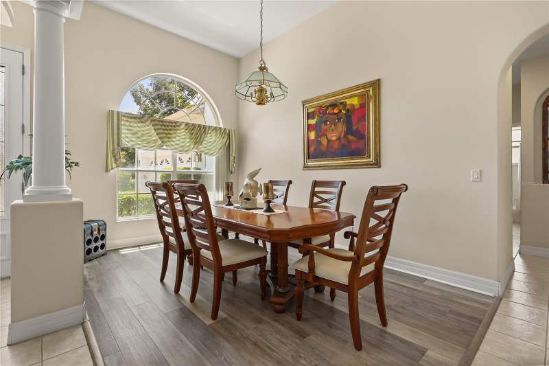 4 bedroom Single Family Residence at 4332 Fawn Meadows Circle, Dearcroft At Legends, Clermont — photo 4