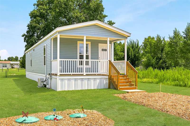 2 bedroom Manufactured Home at 4251 E Hawaii Lane, Hernando City Heights Inc, Hernando — photo 1