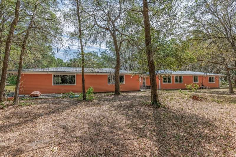 3 bedroom Single Family Residence at 8977 W Emerald Oaks Drive, Crystal River, Crystal River — photo 2