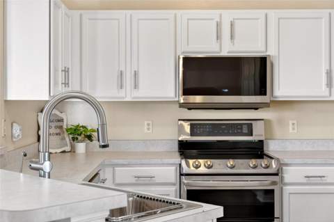 25073 Riverwalk Drive, Leesburg FL - photo 6 of 6