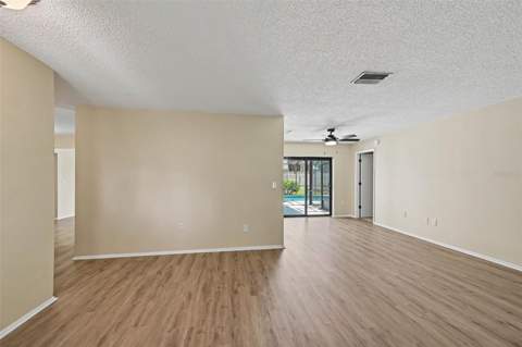 3809 Kingston Boulevard, Sarasota FL - photo 6 of 6