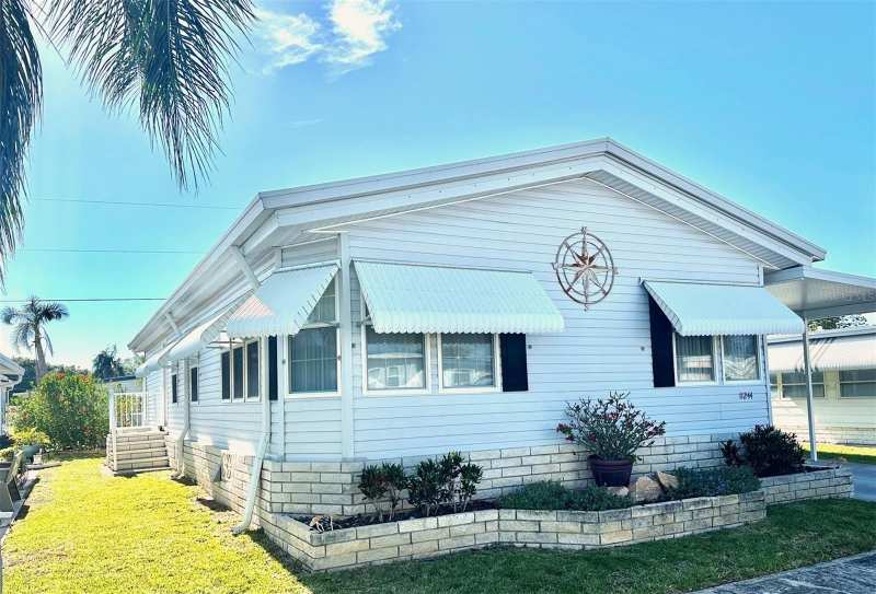 3 bedroom Manufactured Home at 11244 101st Way #136, Lake Seminole Resort North M/H Unrec, Largo — photo 1