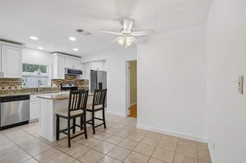 9680 Park Lake Drive, Pinellas Park FL - photo 14 of 31