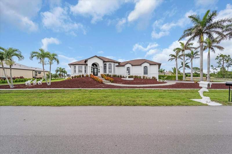 3 bedroom Single Family Residence at 4213 NW 28th Street, Cape Coral, Cape Coral — photo 5