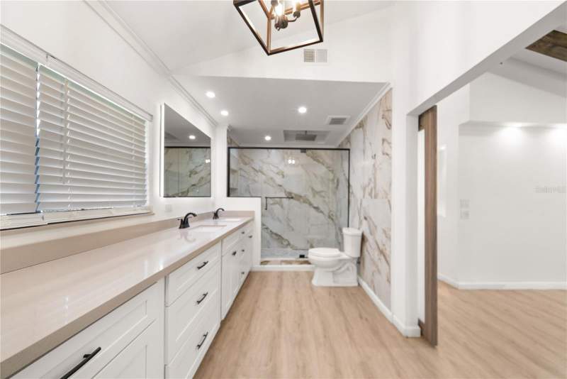 4 bedroom Farm at 19520 168th Street, Live Oak, Live Oak — photo 4