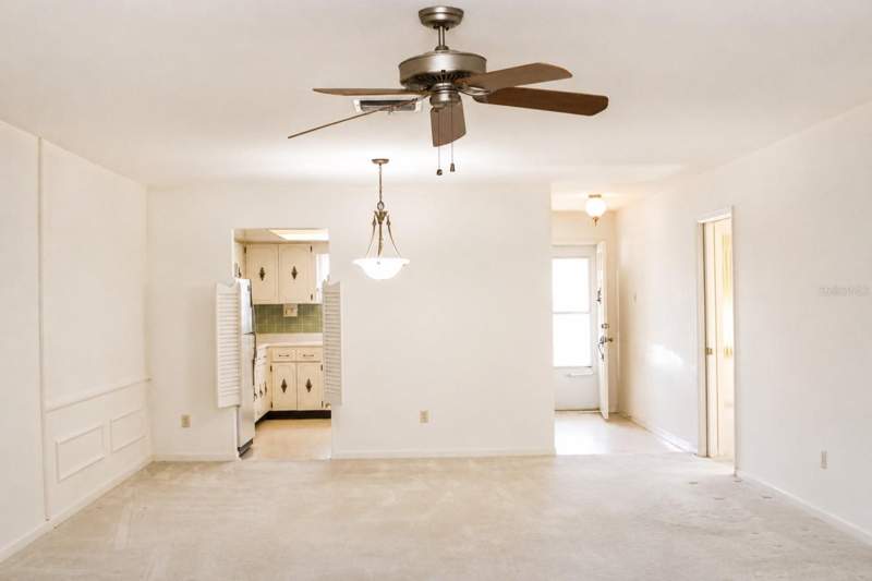 2 bedroom Villa at 1656 S Lake Avenue #4, Normandy Park South, Clearwater — photo 4