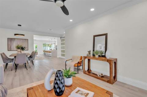 965 Bruce Avenue, Clearwater Beach FL - photo 6 of 6