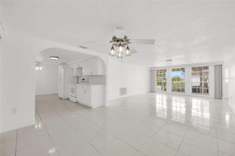 4618 Corner Court, New Port Richey FL - photo 14 of 44
