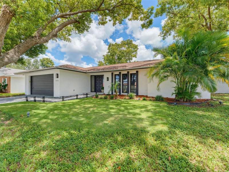 3 bedroom Single Family Residence at 2121 Beecher Road, Oak Heights Park, Clearwater — photo 2