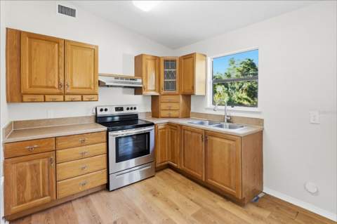 2727 Banyan Drive, Edgewater FL - photo 6 of 6