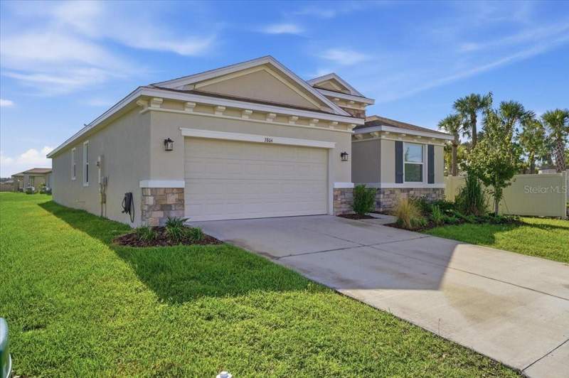 4 bedroom Single Family Residence at 3804 N Maryland Avenue, North Park Isle Ph 1A, Plant City — photo 3