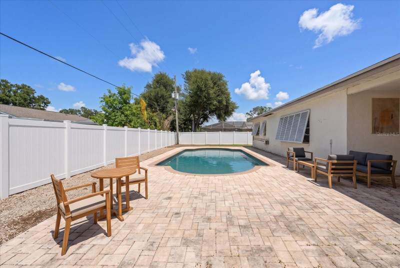 3 bedroom Single Family Residence at 10928 118th Street, Orangewood Highlands 2nd Add, Seminole — photo 5