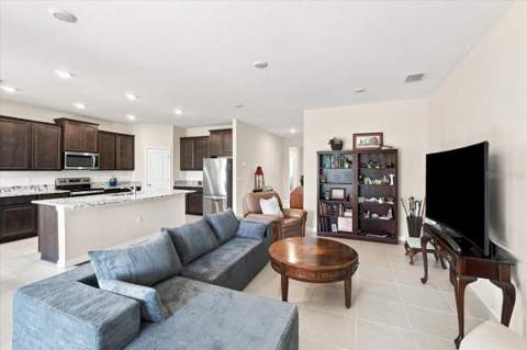 3804 N Maryland Avenue, Plant City FL - photo 9 of 56