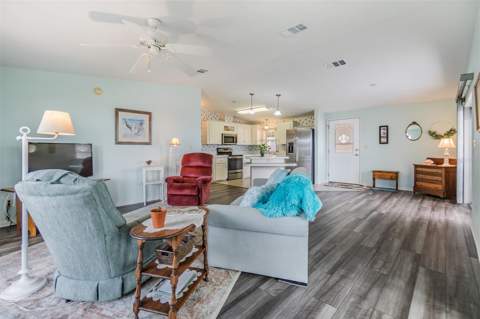 37443 Gill Avenue, Zephyrhills FL - photo 8 of 61