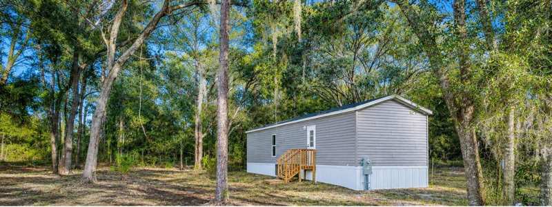 2 bedroom Manufactured Home at 11651 SE 82nd Street, Golden Paradise, Morriston — photo 1