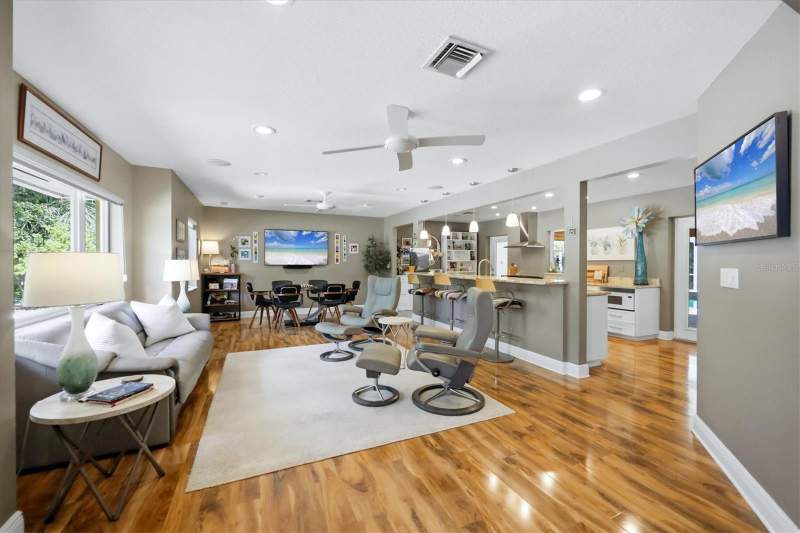 3 bedroom Single Family Residence at 942 Virginia Drive, Bay Haven, Sarasota — photo 4