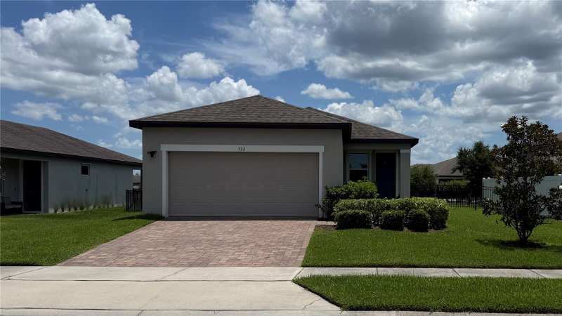 4 bedroom Single Family Residence at 722 Ladyfish Ln, Coastal Woods Un C, New Smyrna Beach — photo 1