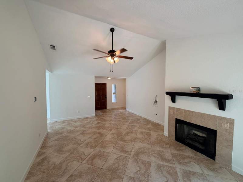 3 bedroom Single Family Residence at 1083 Beckstrom Dr, Alafaya Woods Ph 10, Oviedo — photo 4