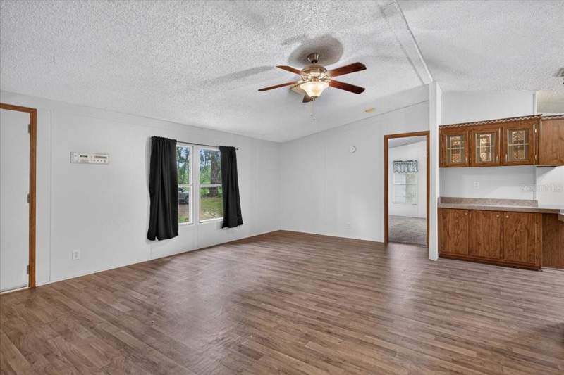 3 bedroom Manufactured Home at 7030 NW 167th Place, Trenton, Trenton — photo 5