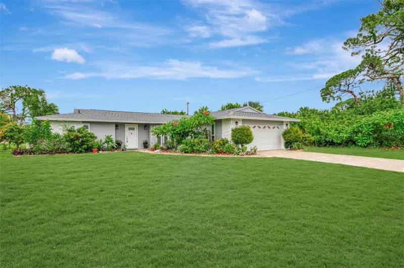 3 bedroom Single Family Residence at 4240 Shamrock Drive, South Venice, Venice — photo 1
