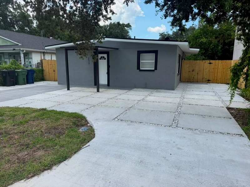 3 bedroom Single Family Residence at 2615 E 23rd Avenue, Campobello Blocks 31 To 45, Tampa — photo 1