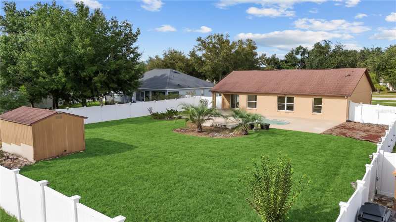 3 bedroom Single Family Residence at 220 Valley Edge Drive, Quail Valley Ph I, Minneola — photo 1