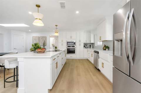 220 Driftwood Drive, Palm Harbor FL - photo 11 of 98