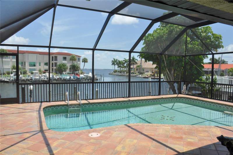 3 bedroom Single Family Residence at 2750 Aqua Court, Punta Gorda Isles Sec 4, Punta Gorda — photo 3