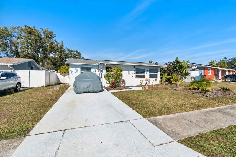 3 bedroom Single Family Residence at 6503 Amundson Court, Townn Country Park Unit 29, Tampa — photo 3