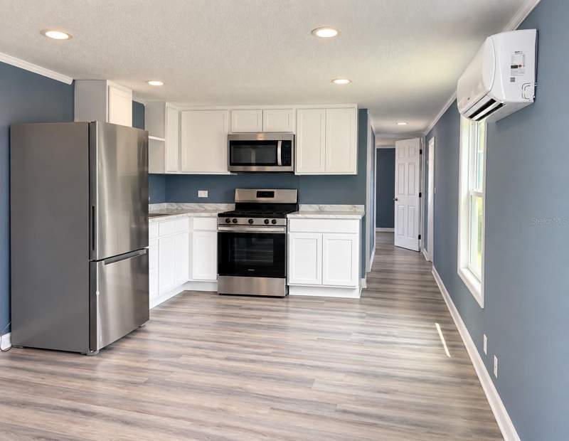 3 bedroom Mobile Home at 4431 Crossen Drive, Charlin Park, Orlando — photo 4