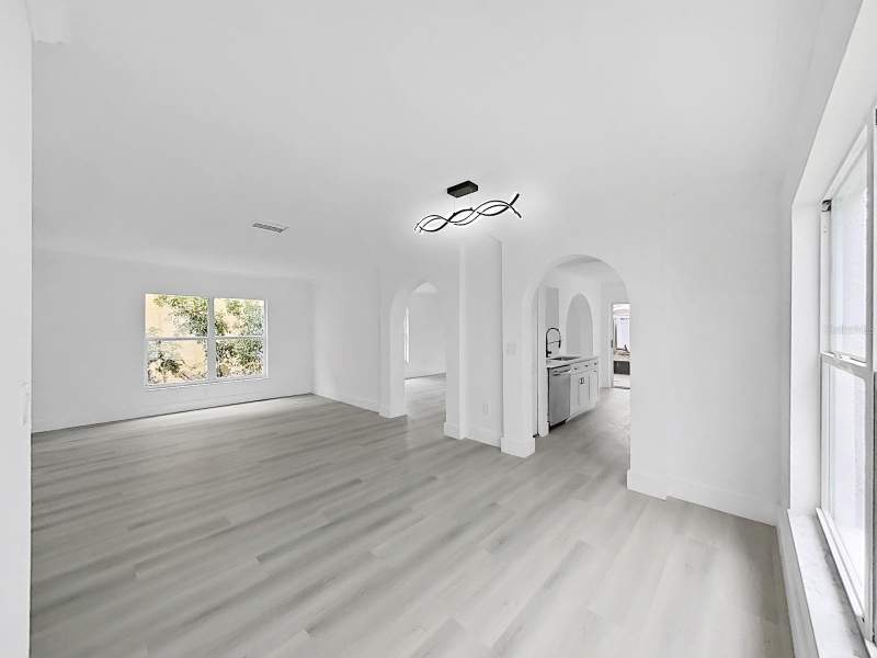 4 bedroom Single Family Residence at 1612 Prowmore Dr, Heather Lakes Unit Xxvii Ph, Brandon — photo 5