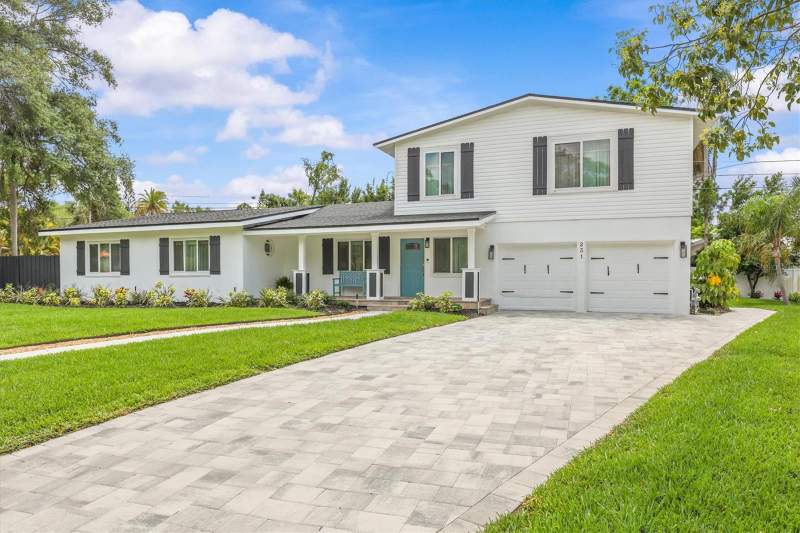 6 bedroom Single Family Residence at 231 Lime Circle, Shore Crest, Dunedin — photo 2