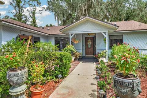 657 SE 2Nd Avenue, home for sale in Melrose 32666