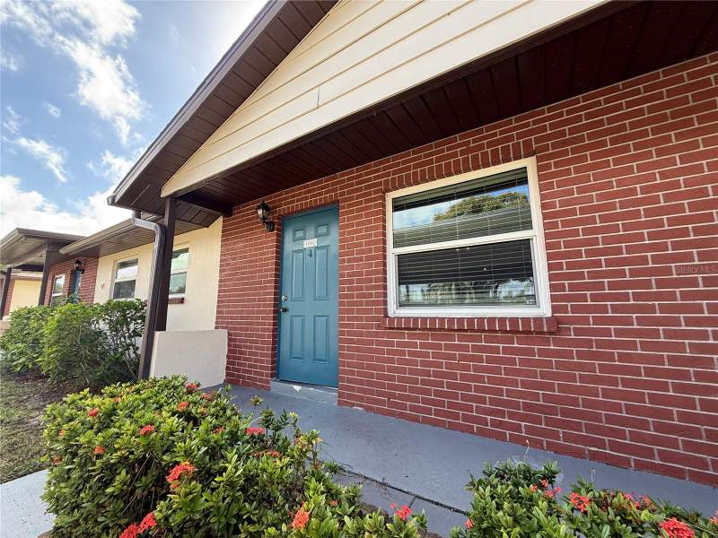 1 bedroom Villa at 24862 US Highway 19 #3002, Hill Crest Villas, Clearwater — photo 3