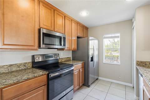 10932 Brickside Court #10932, Riverview FL - photo 12 of 37