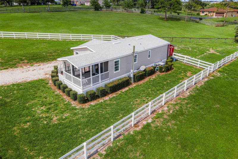 2 bedroom Manufactured Home at 4400 Little Critter Trail, Na, Lady Lake — photo 4