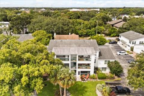 494 W Par Street, home for sale on W Par Street