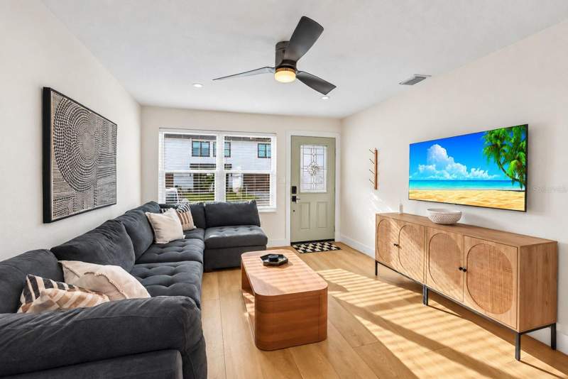 3 bedroom Single Family Residence at 170 145th Avenue, Madeira Shores Sub, Madeira Beach — photo 4