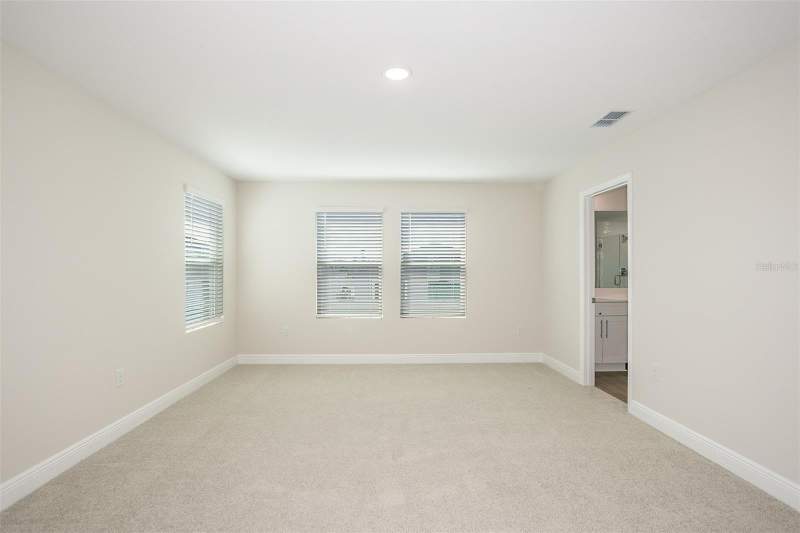 5 bedroom Single Family Residence at 33577 Twilight Sea Place, Pasadena Woods, Dade City — photo 5