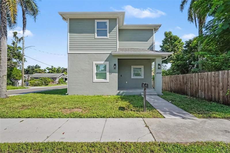 1002 E OSBORNE AVENUE