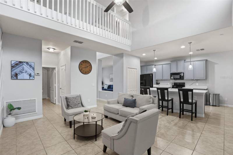 5 bedroom Single Family Residence at 9117 Oak Commons Way, Enclave/Moss Park Ph 02B, Orlando — photo 4