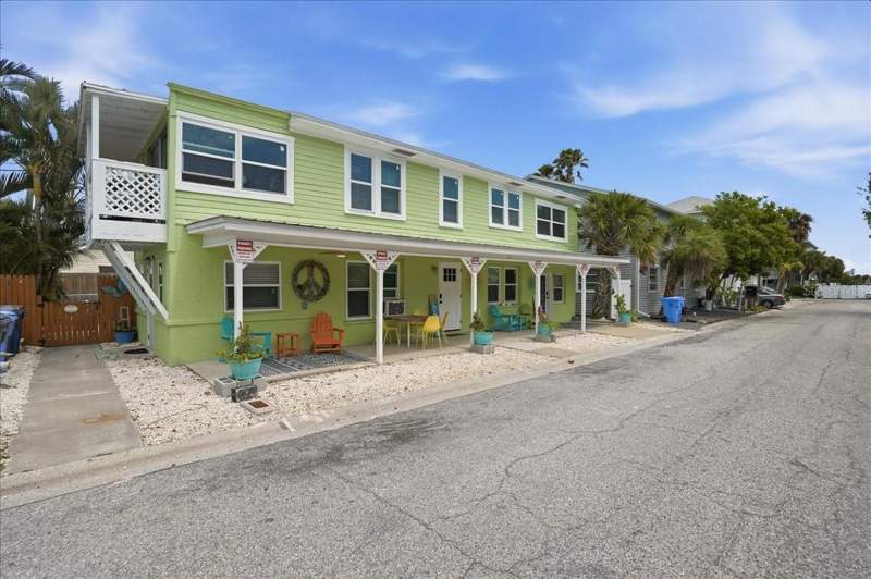 6 bedroom Single Family Residence at 130 86th Terrace, Herrons Sub 6, Treasure Island — photo 3