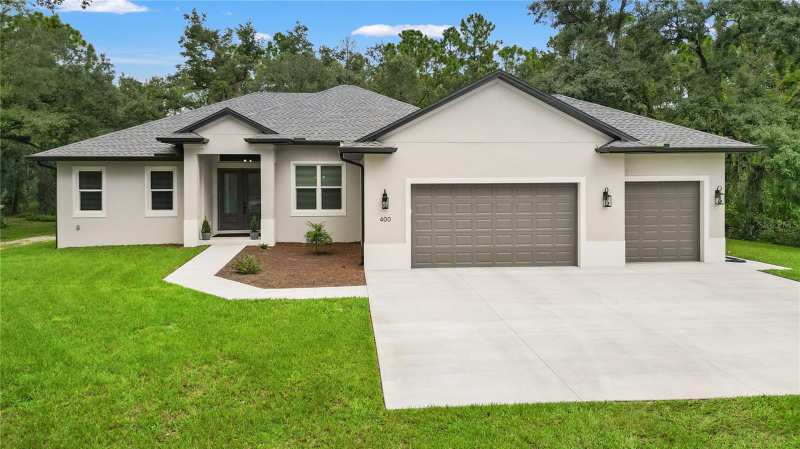 3 bedroom Single Family Residence at 400 S Moon Drive, North Venice Farms, Venice — photo 1
