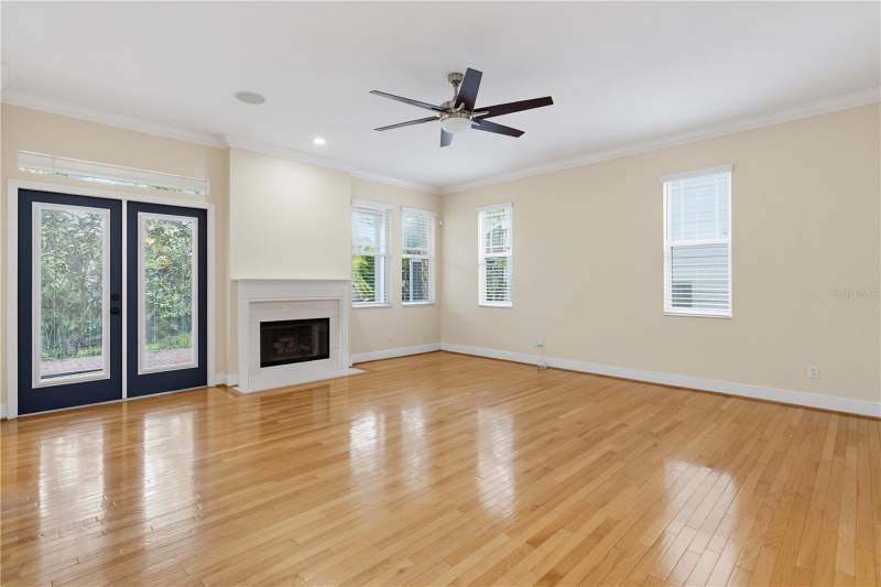 4 bedroom Townhouse at 2889 Bayshore Trails Drive, Bayshore Trails Townhomes, Tampa — photo 3