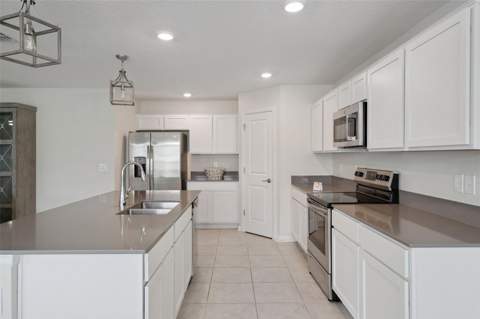 4330 Sunny Creek Place, Kissimmee FL - photo 13 of 32