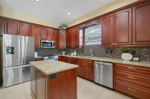 3021 59th Avenue, St Petersburg FL - photo 6 of 6