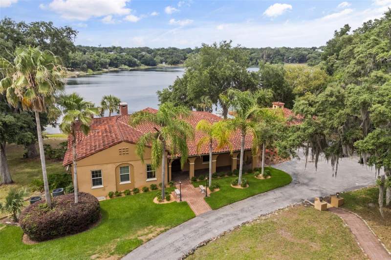 4 bedroom Single Family Residence at 1909 COUNTRY CLUB DRIVE, UNINCORPORATED, EUSTIS — photo 1