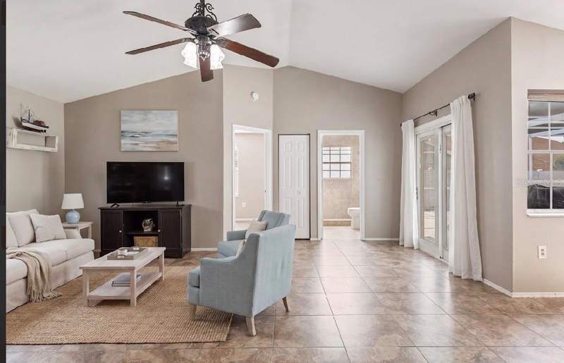 4 bedroom Single Family Residence at 1690 Winners Circle, Harbor Woods North, Tarpon Springs — photo 5
